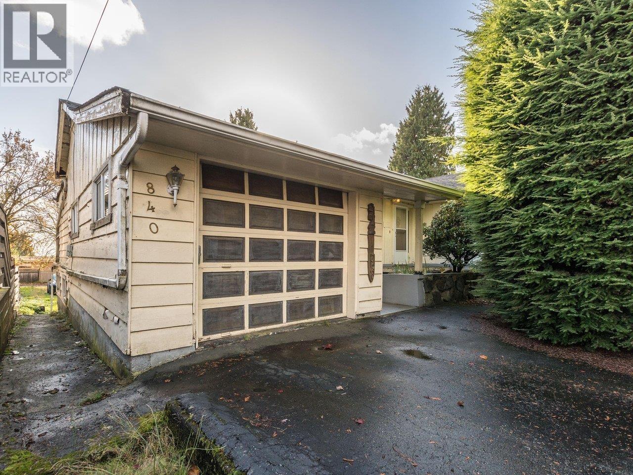 840 ROCHESTER AVENUE, Coquitlam