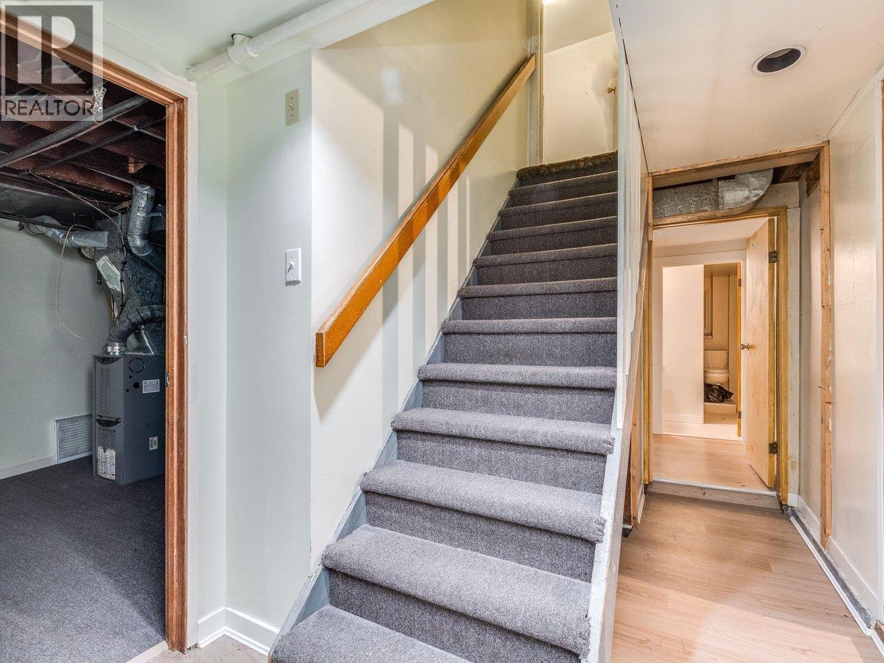 840 ROCHESTER AVENUE, Coquitlam