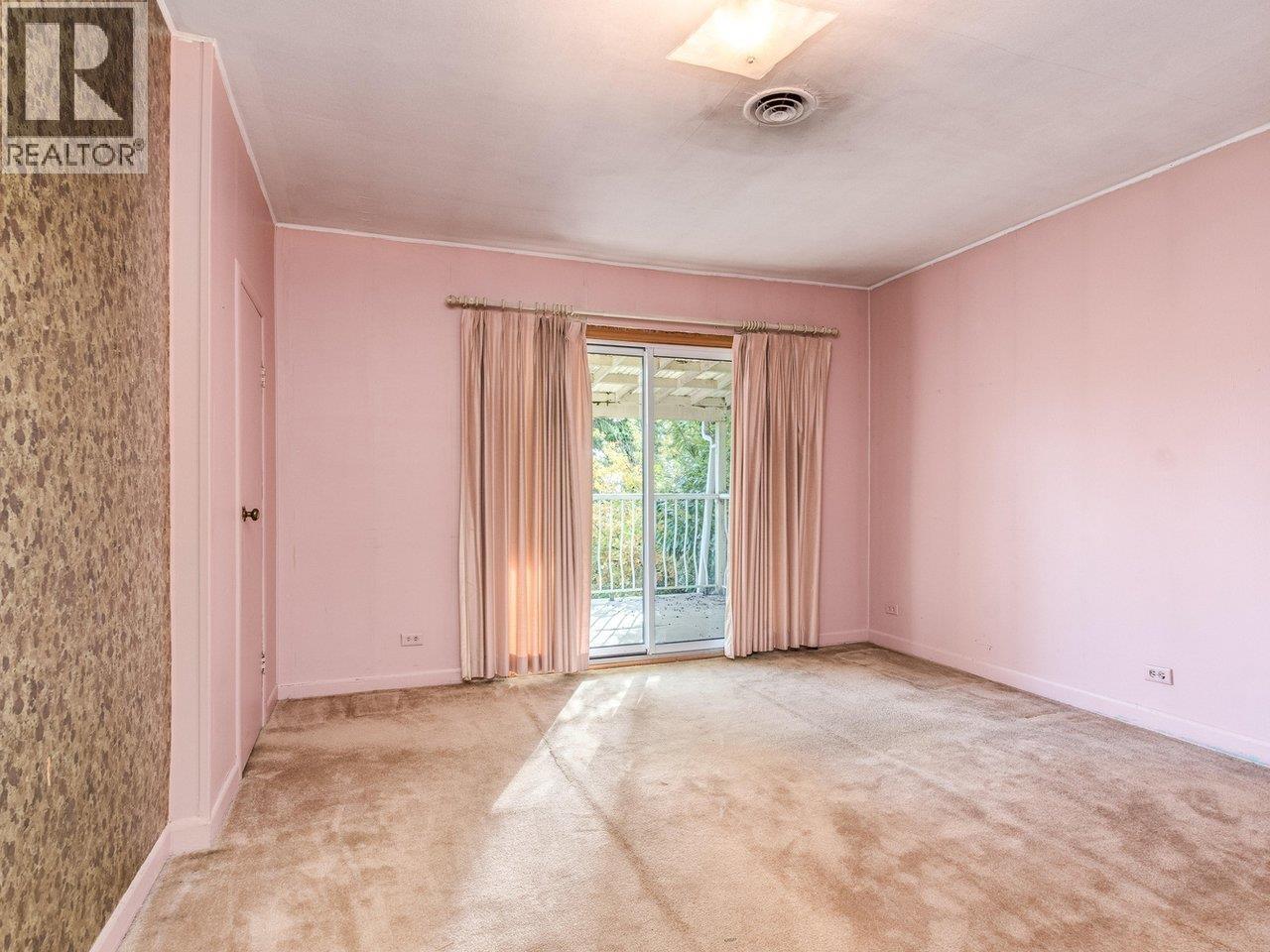 840 ROCHESTER AVENUE, Coquitlam