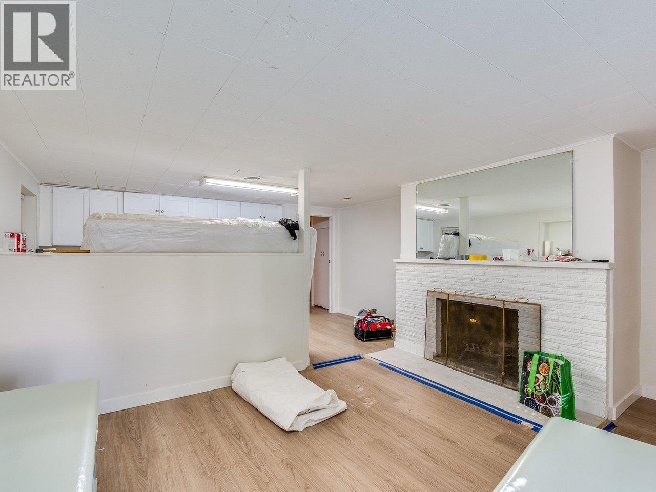 840 ROCHESTER AVENUE, Coquitlam