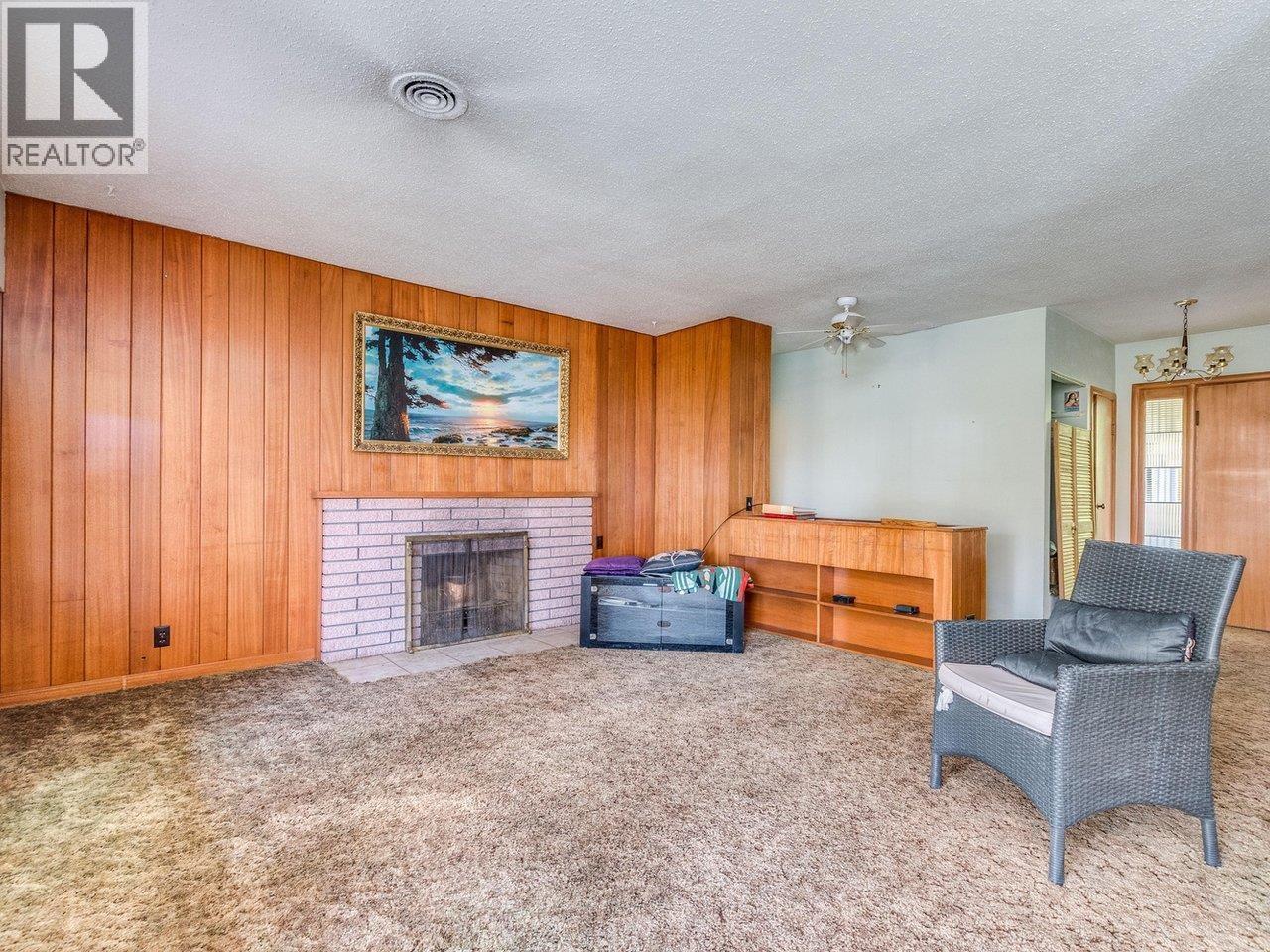 840 ROCHESTER AVENUE, Coquitlam