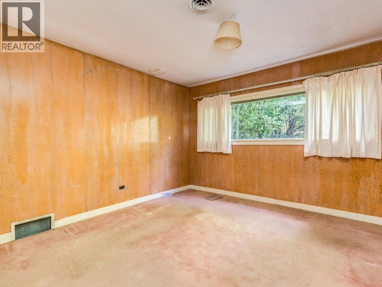 840 ROCHESTER AVENUE, Coquitlam