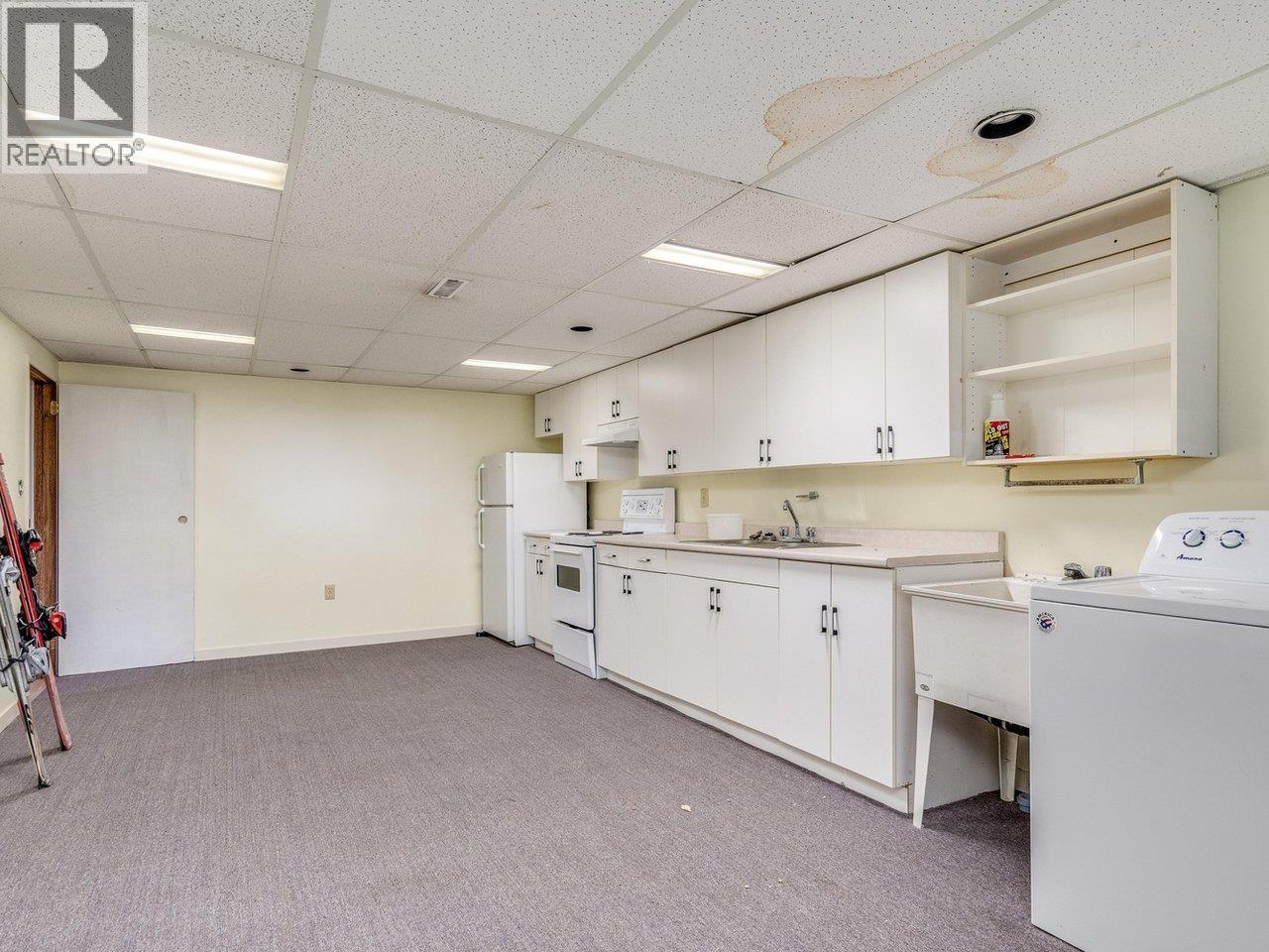 840 ROCHESTER AVENUE, Coquitlam