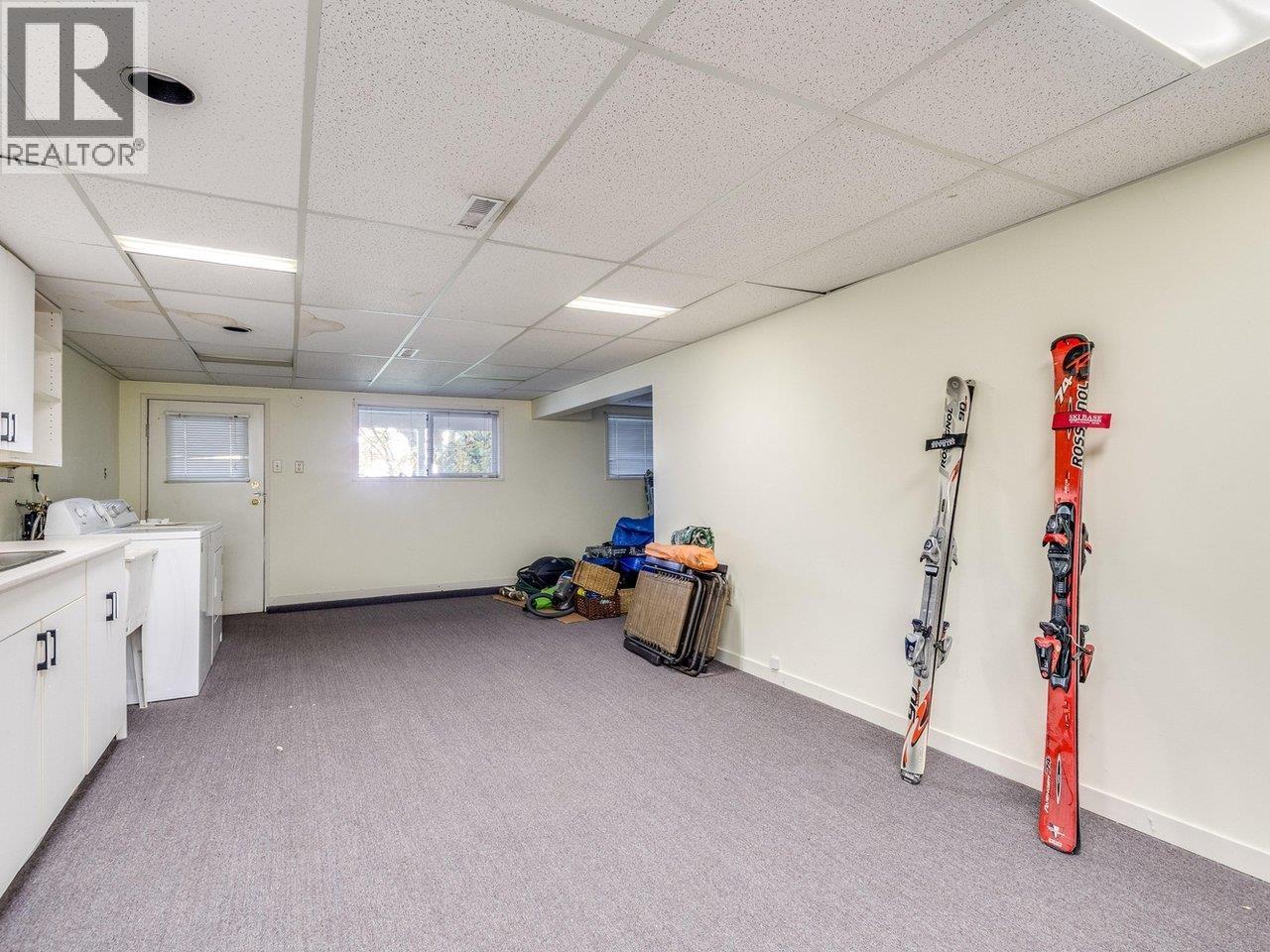 840 ROCHESTER AVENUE, Coquitlam