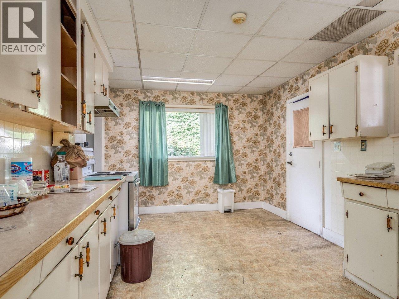 840 ROCHESTER AVENUE, Coquitlam