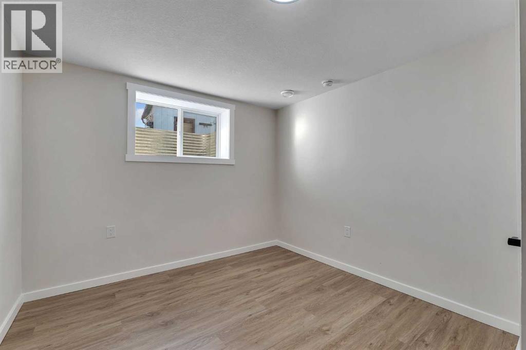 Single Family House Bungalow for Sale in  Penedo Crescent SE Penbrooke Meadows Calgary 