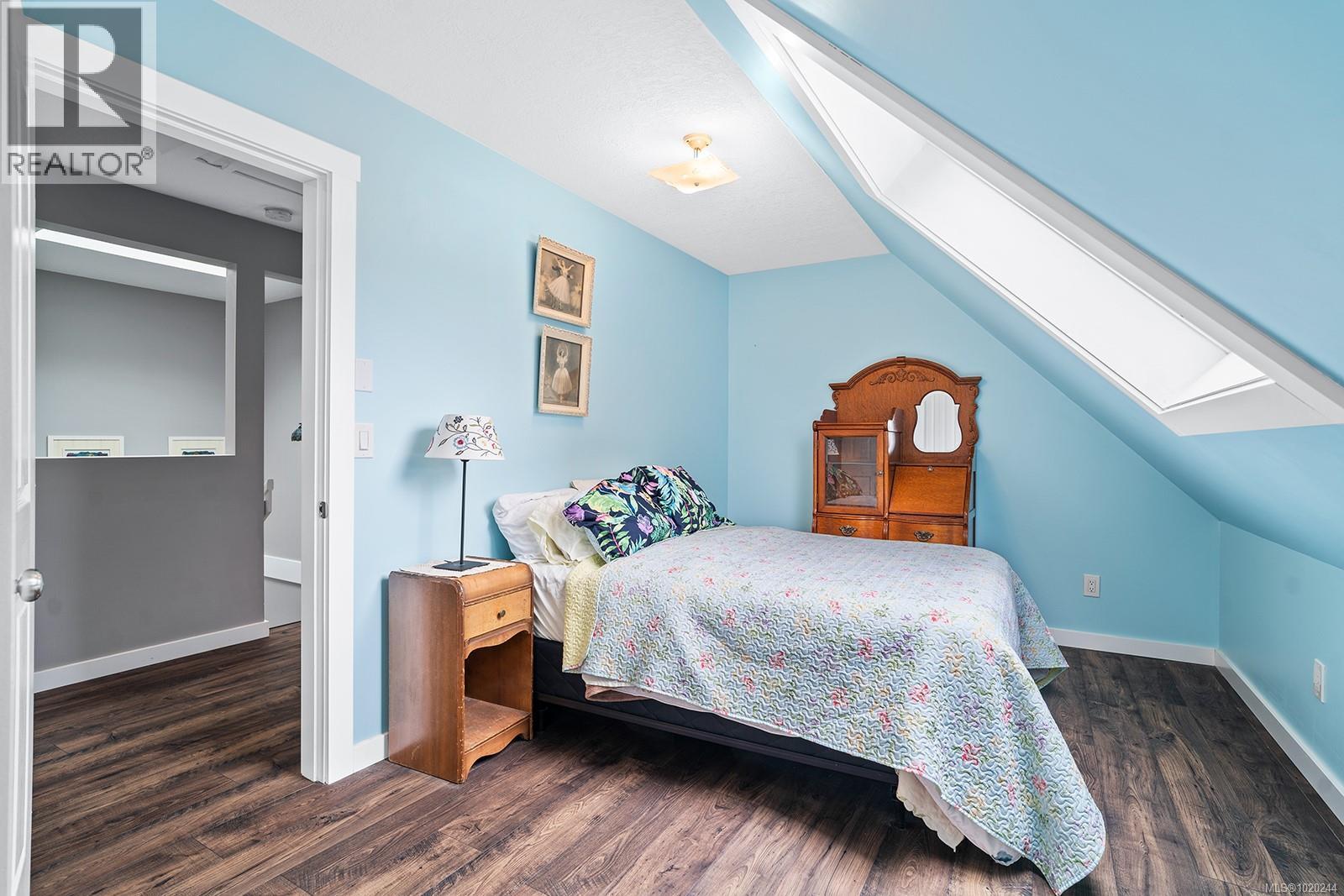 647 Tamarack Dr, Qualicum Beach