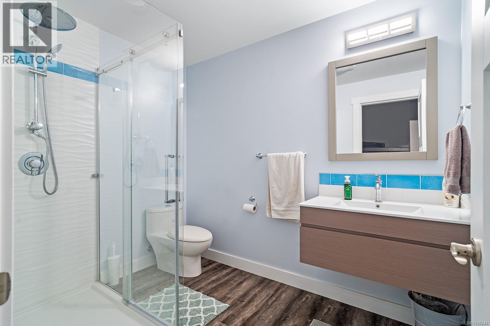 647 Tamarack Dr, Qualicum Beach