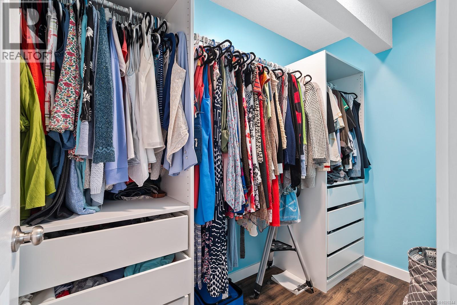 647 Tamarack Dr, Qualicum Beach