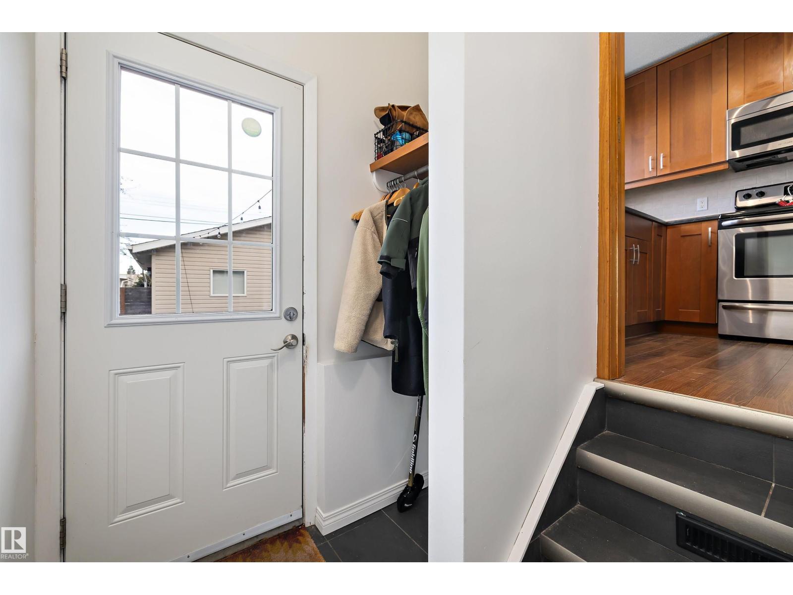 6212 89 AV NW, Edmonton