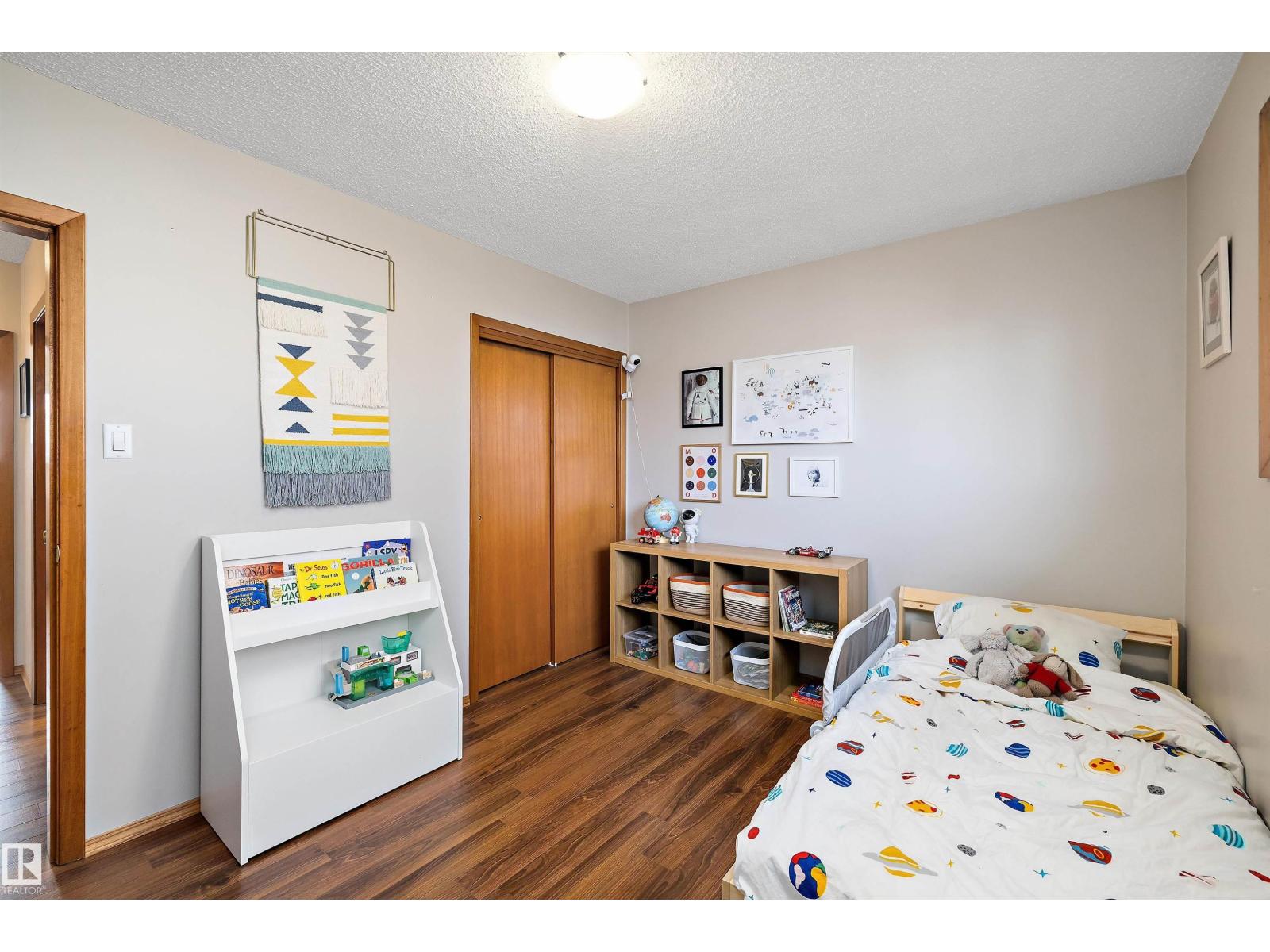 6212 89 AV NW, Edmonton