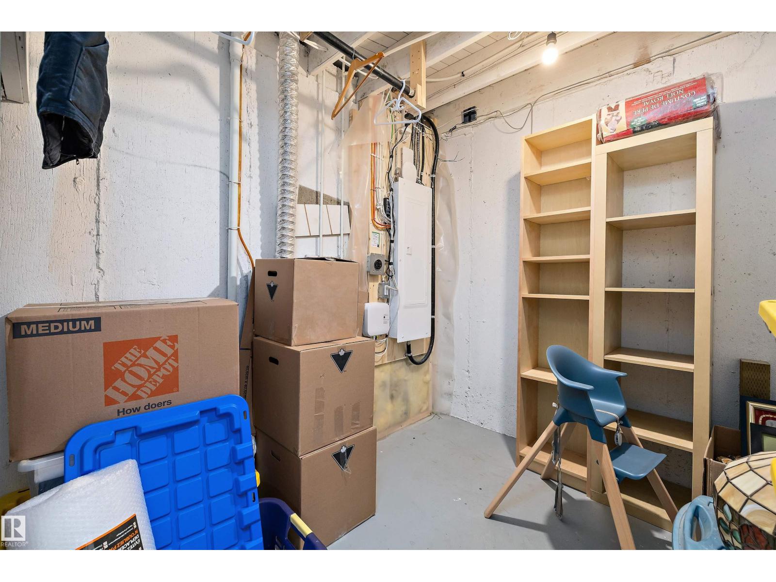 6212 89 AV NW, Edmonton