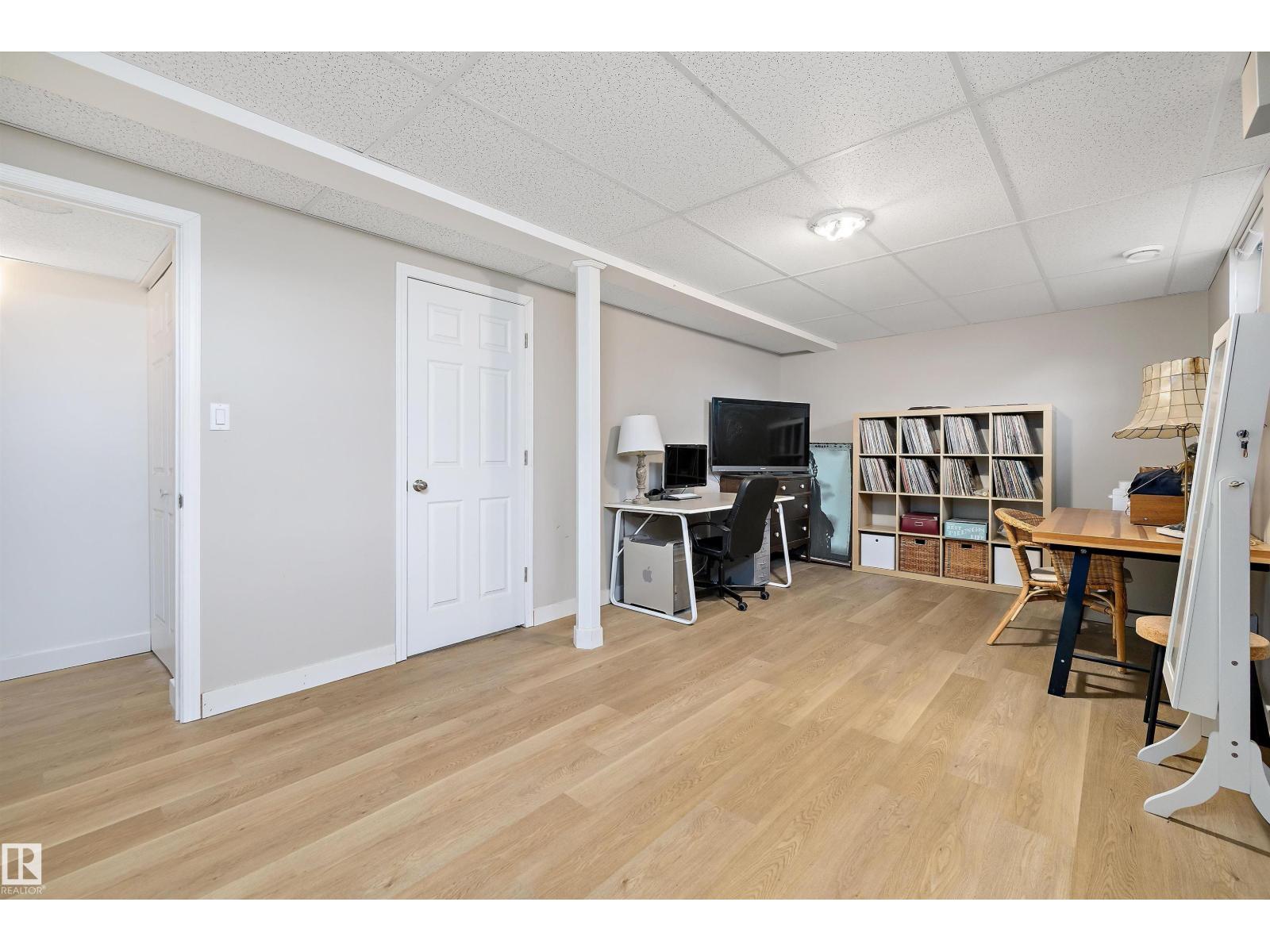 6212 89 AV NW, Edmonton