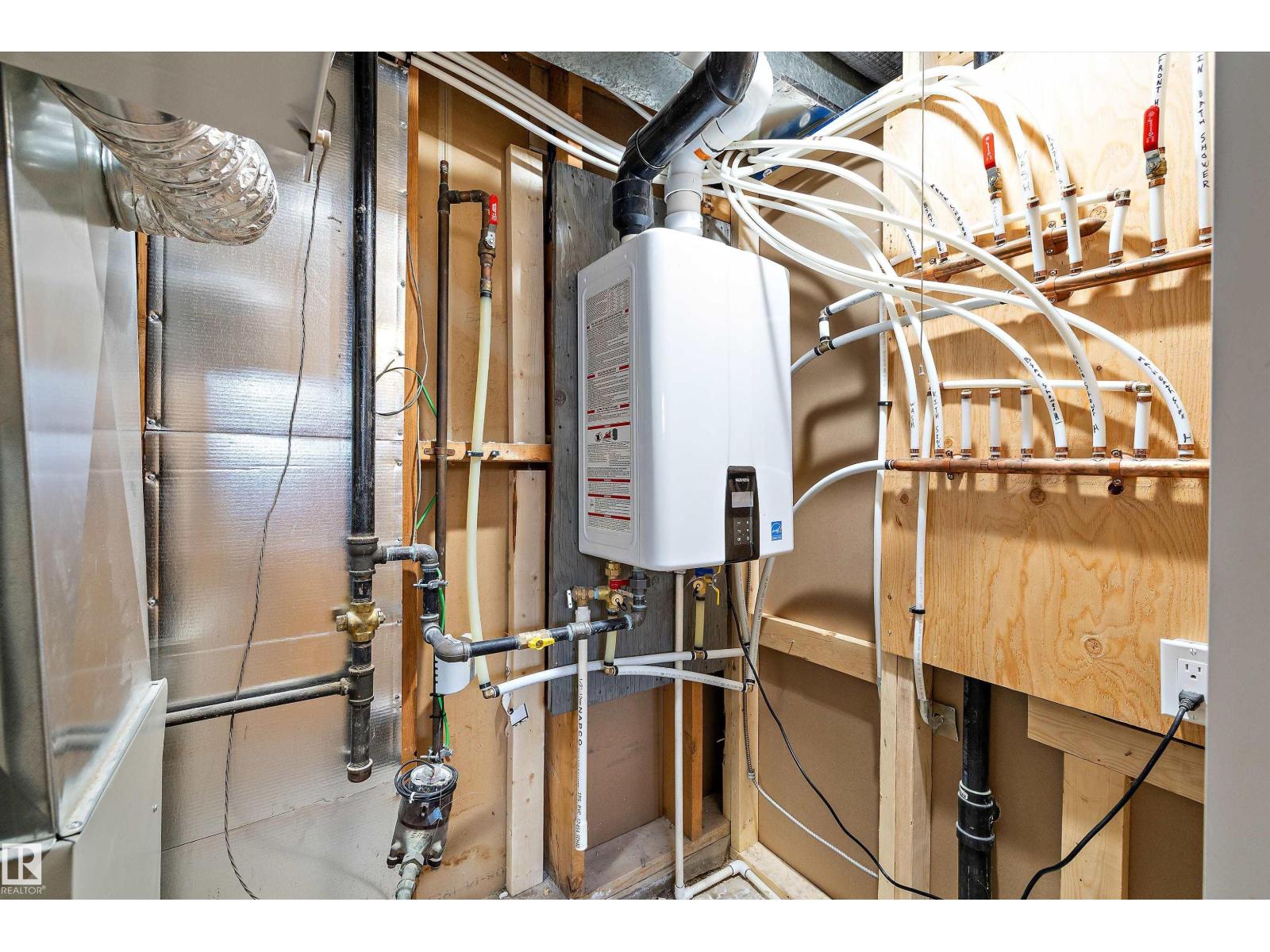 6212 89 AV NW, Edmonton