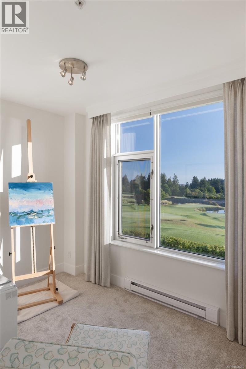 5322 Sayward Hill Cres, Saanich