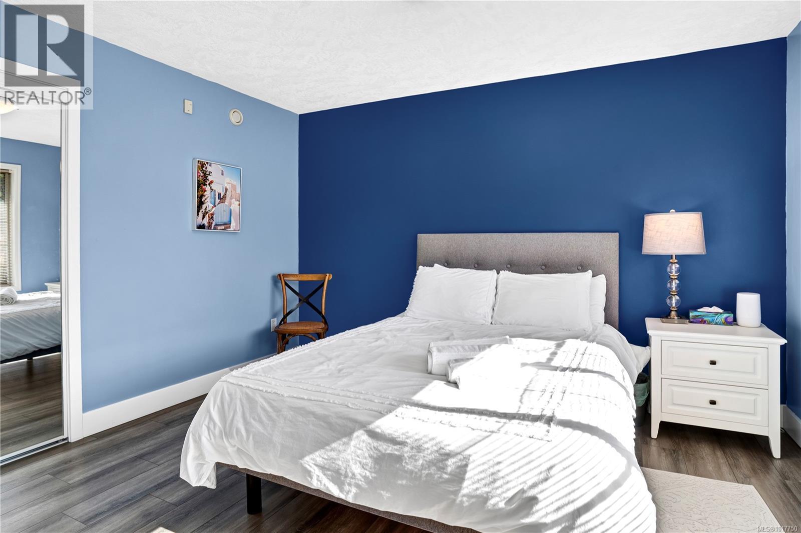 230 Portsmouth Dr, Colwood