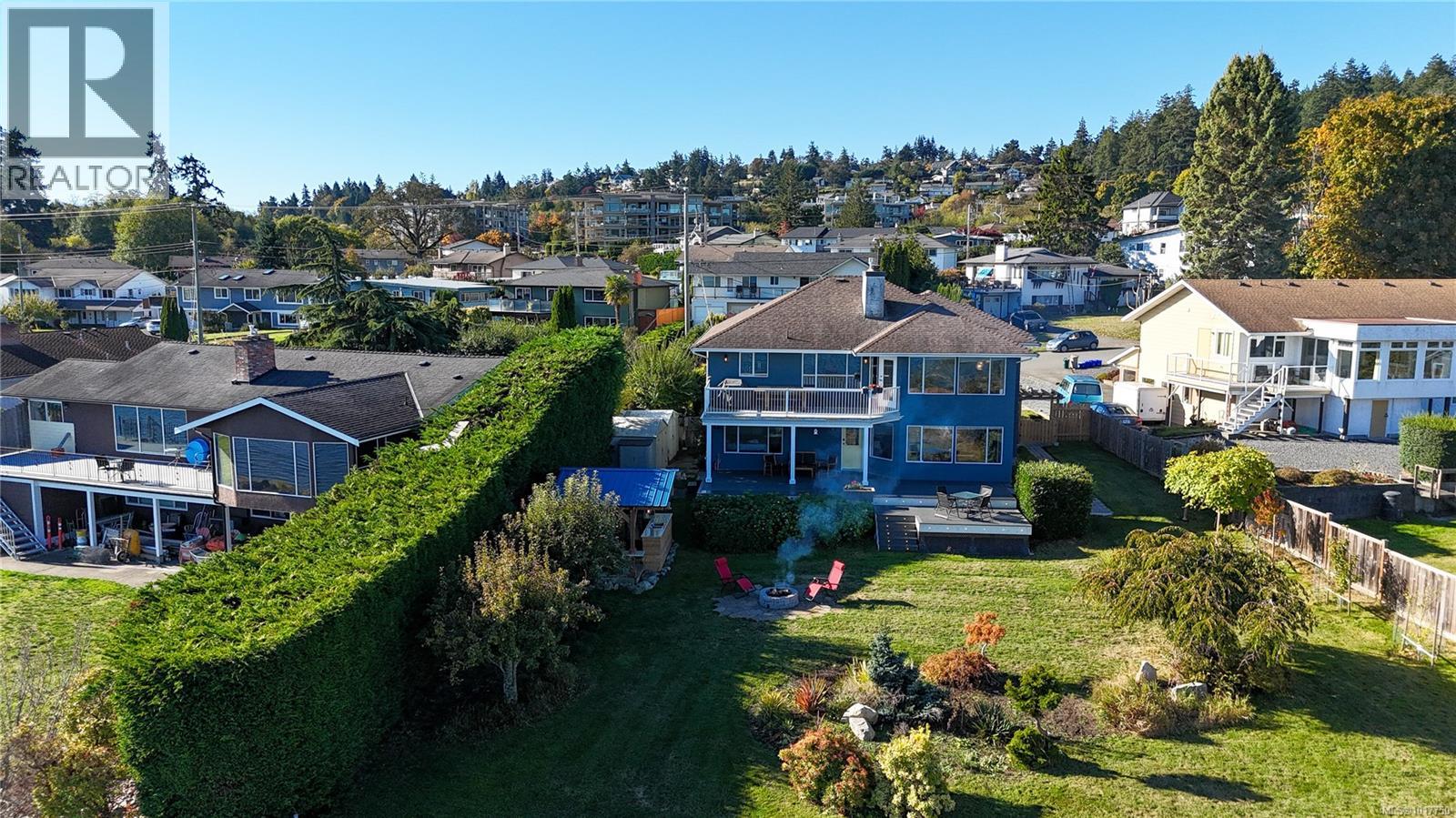 230 Portsmouth Dr, Colwood