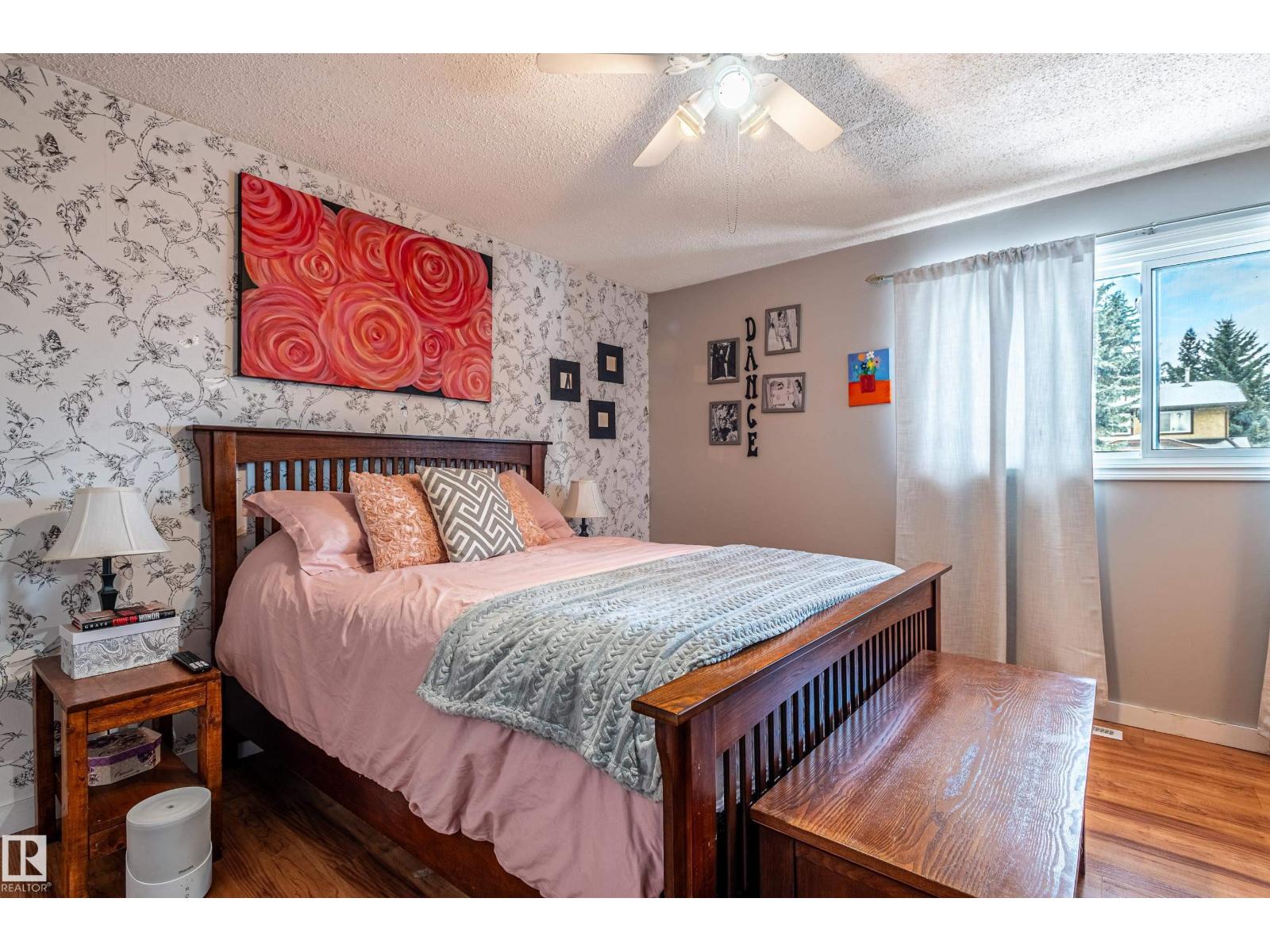 11007 172 AV NW, Edmonton