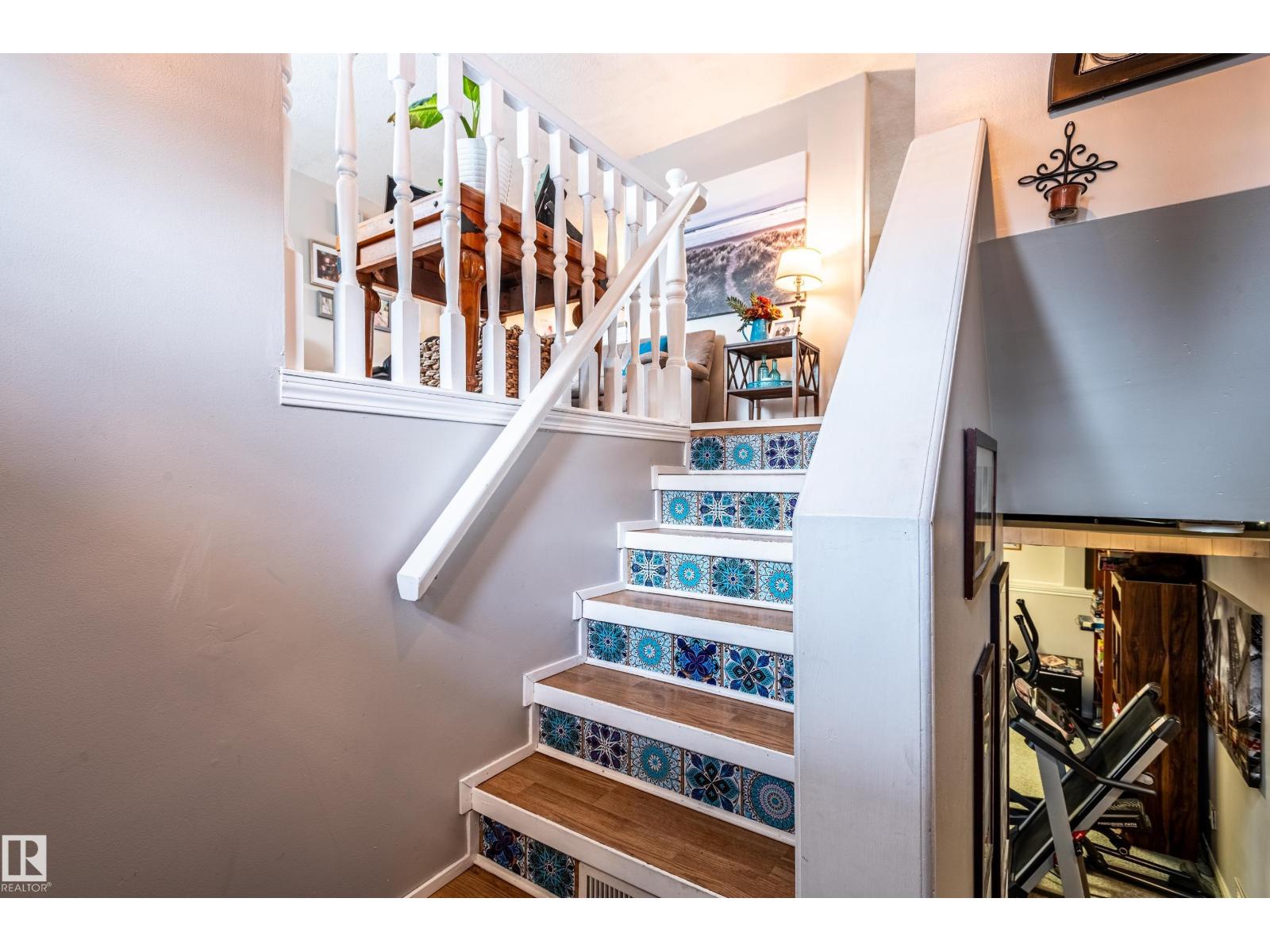 11007 172 AV NW, Edmonton