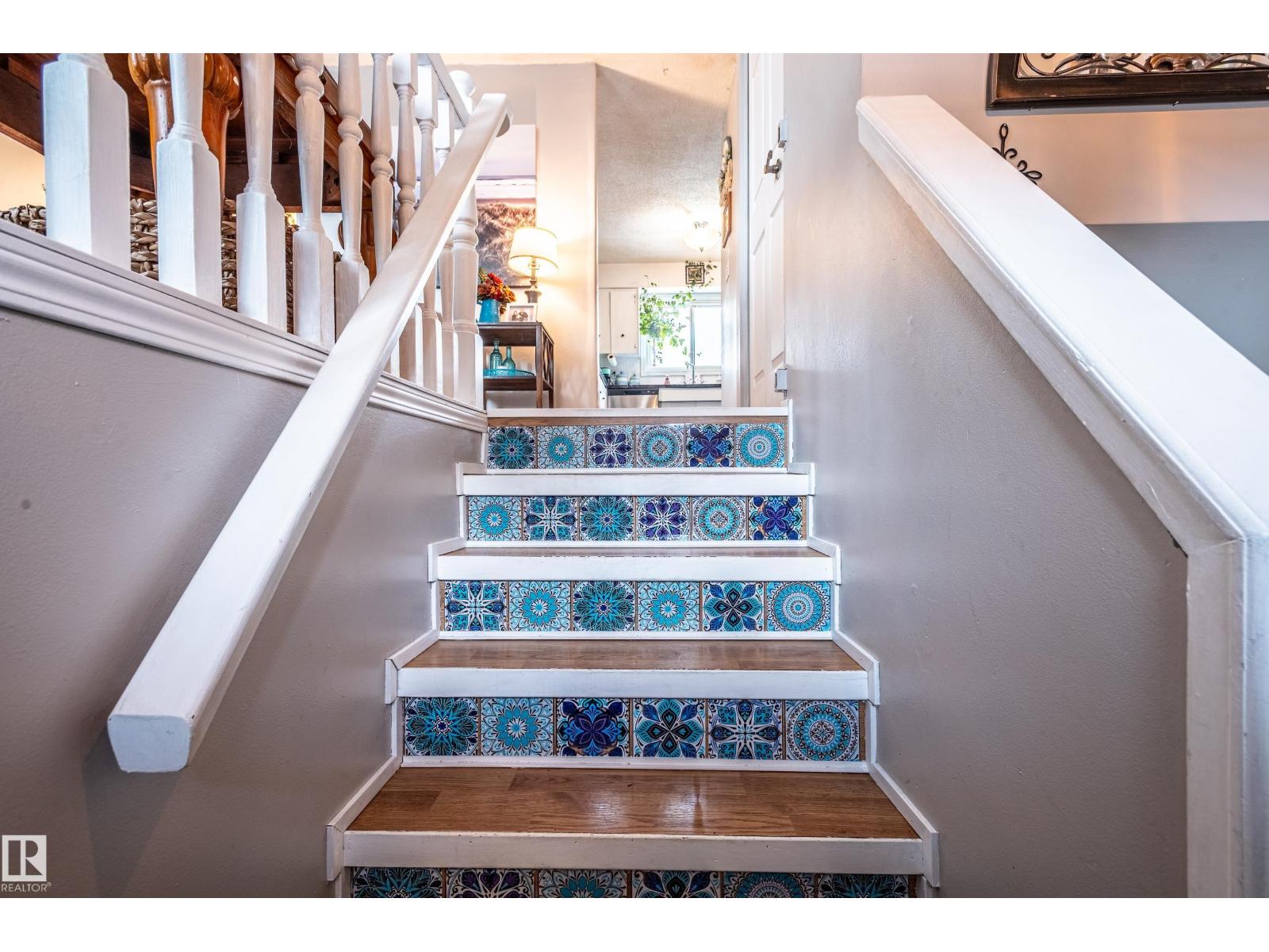 11007 172 AV NW, Edmonton