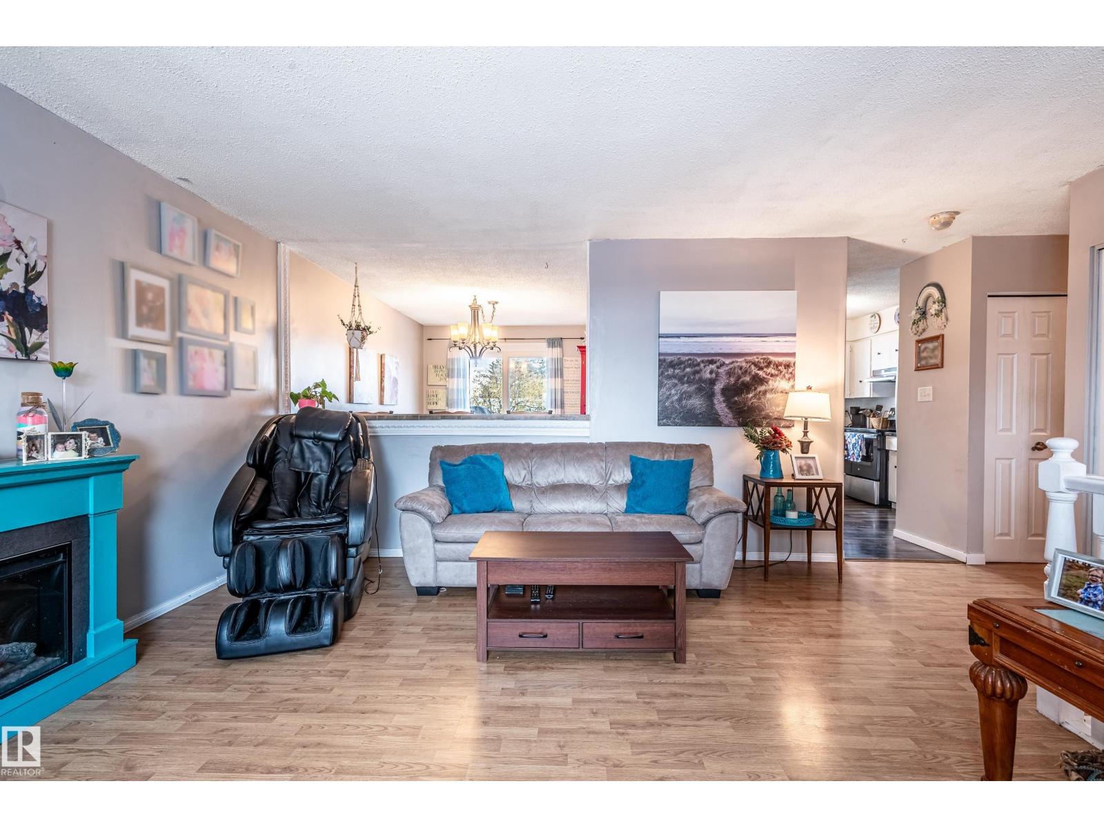 11007 172 AV NW, Edmonton