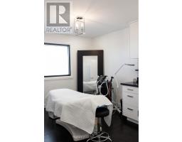 1533 Dundas Street E, Whitby, ON L1N2K6 Photo 6