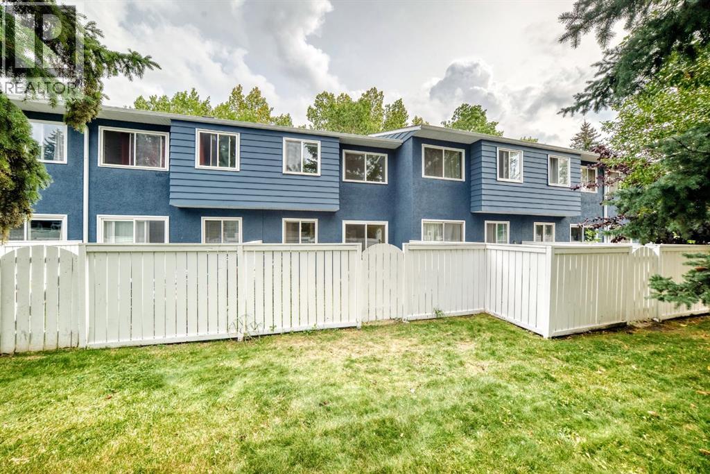 Single Family House for Sale in    Avenue SE Acadia Calgary 