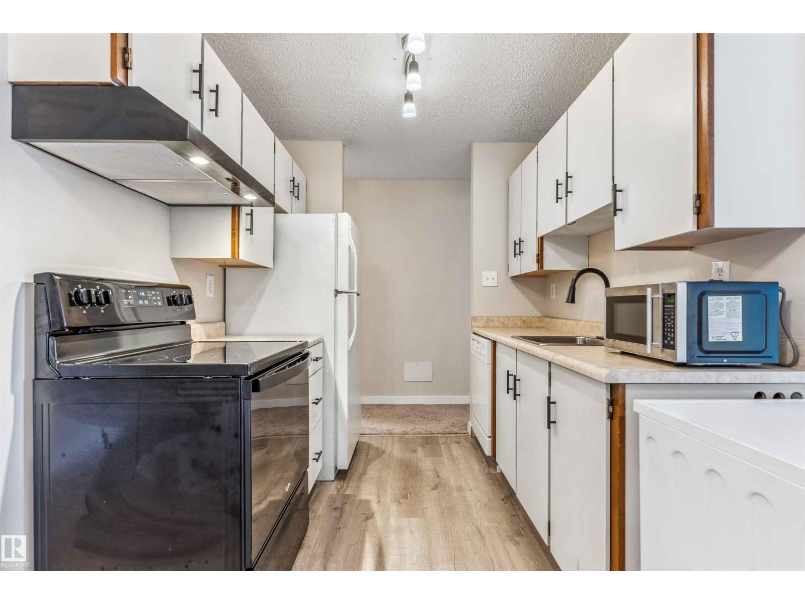 #308 10730 112 ST NW, Edmonton