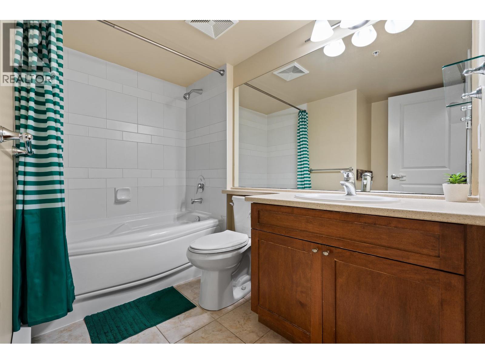 126 19677 MEADOW GARDENS WAY, Pitt Meadows