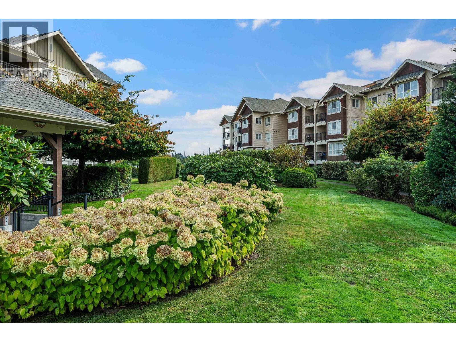 126 19677 MEADOW GARDENS WAY, Pitt Meadows