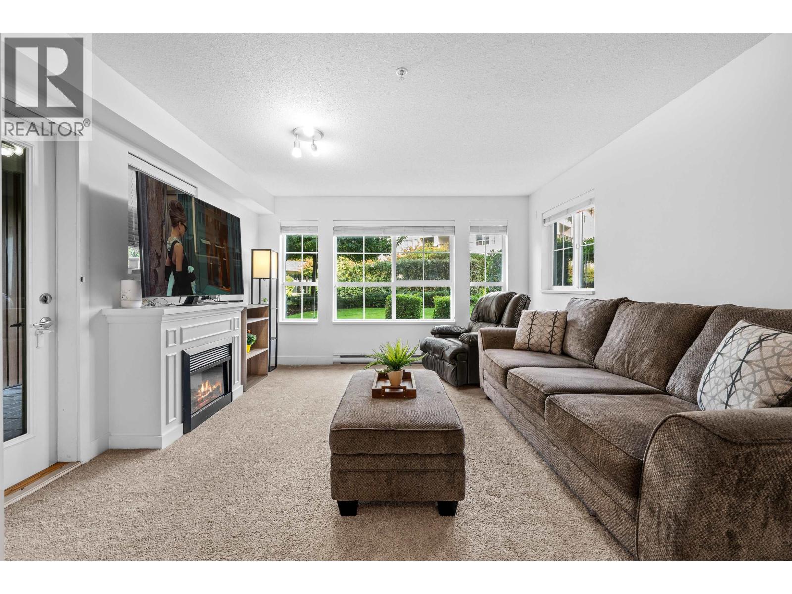 126 19677 MEADOW GARDENS WAY, Pitt Meadows