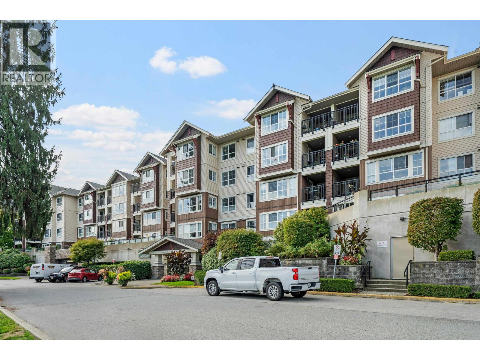 126 19677 MEADOW GARDENS WAY, Pitt Meadows