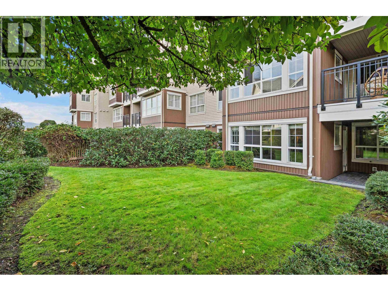 126 19677 MEADOW GARDENS WAY, Pitt Meadows