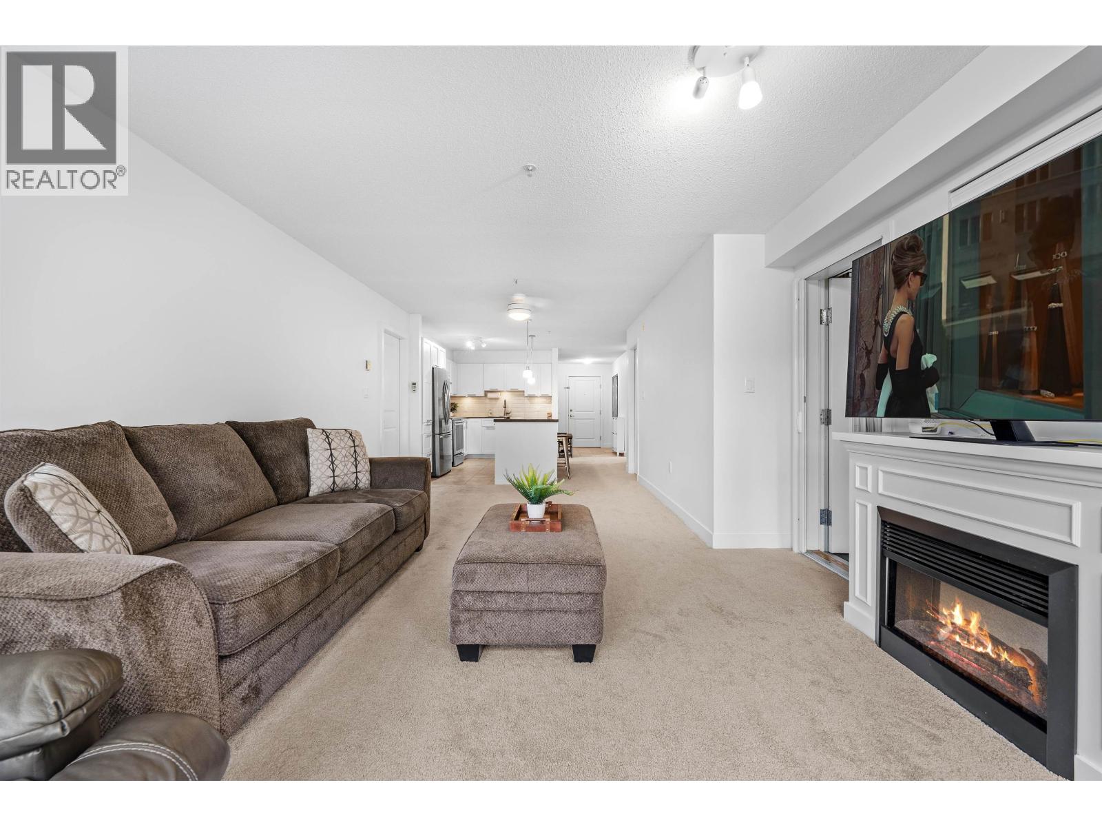 126 19677 MEADOW GARDENS WAY, Pitt Meadows