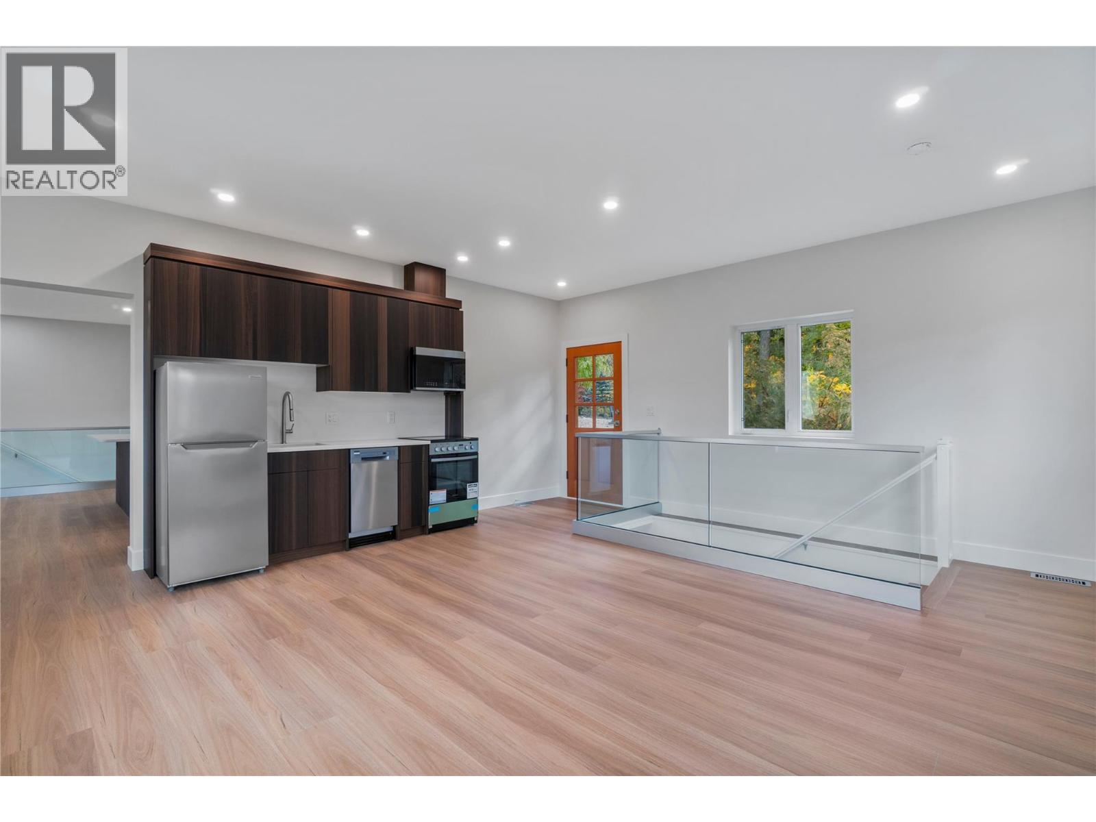 633 9 Street SE, Salmon Arm