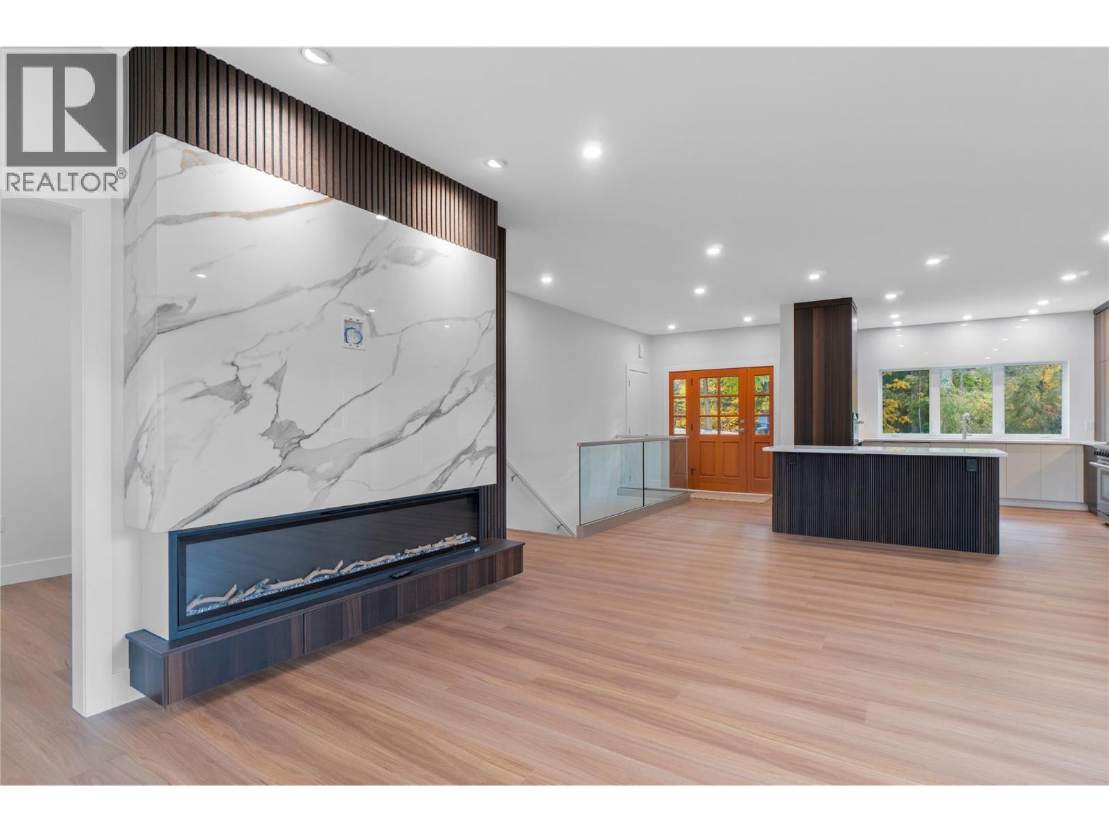 633 9 Street SE, Salmon Arm