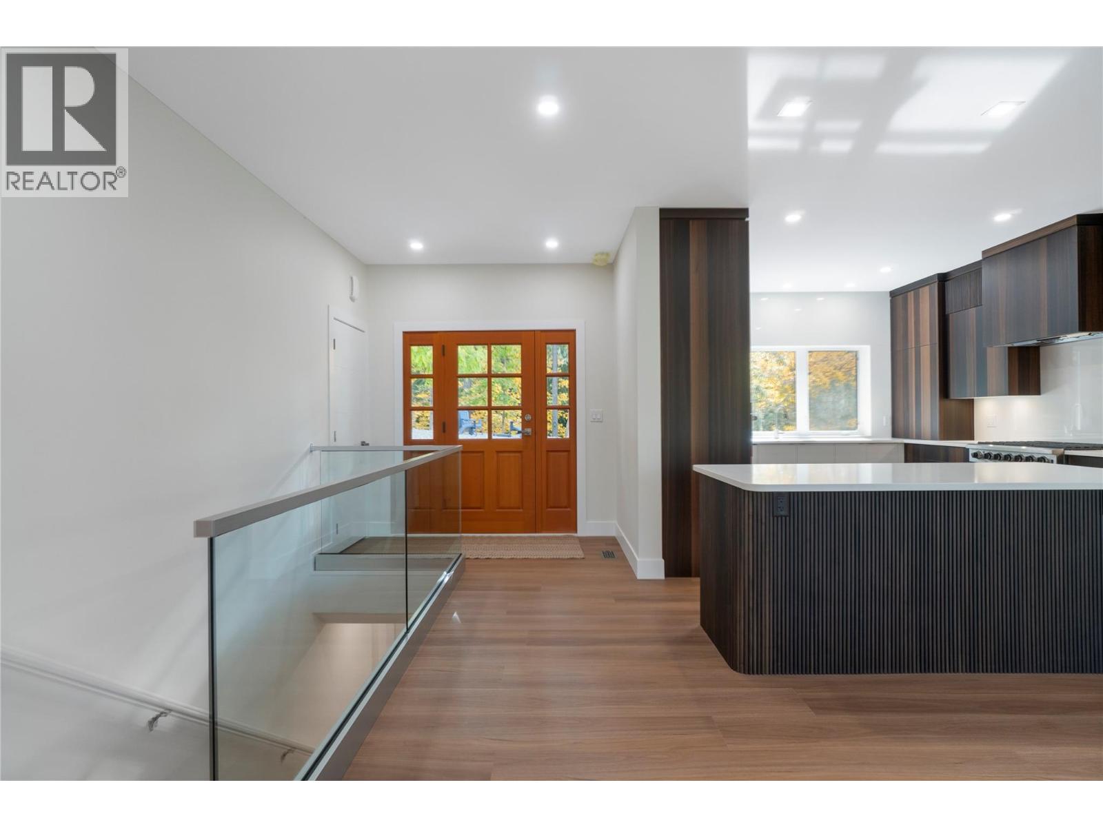 633 9 Street SE, Salmon Arm