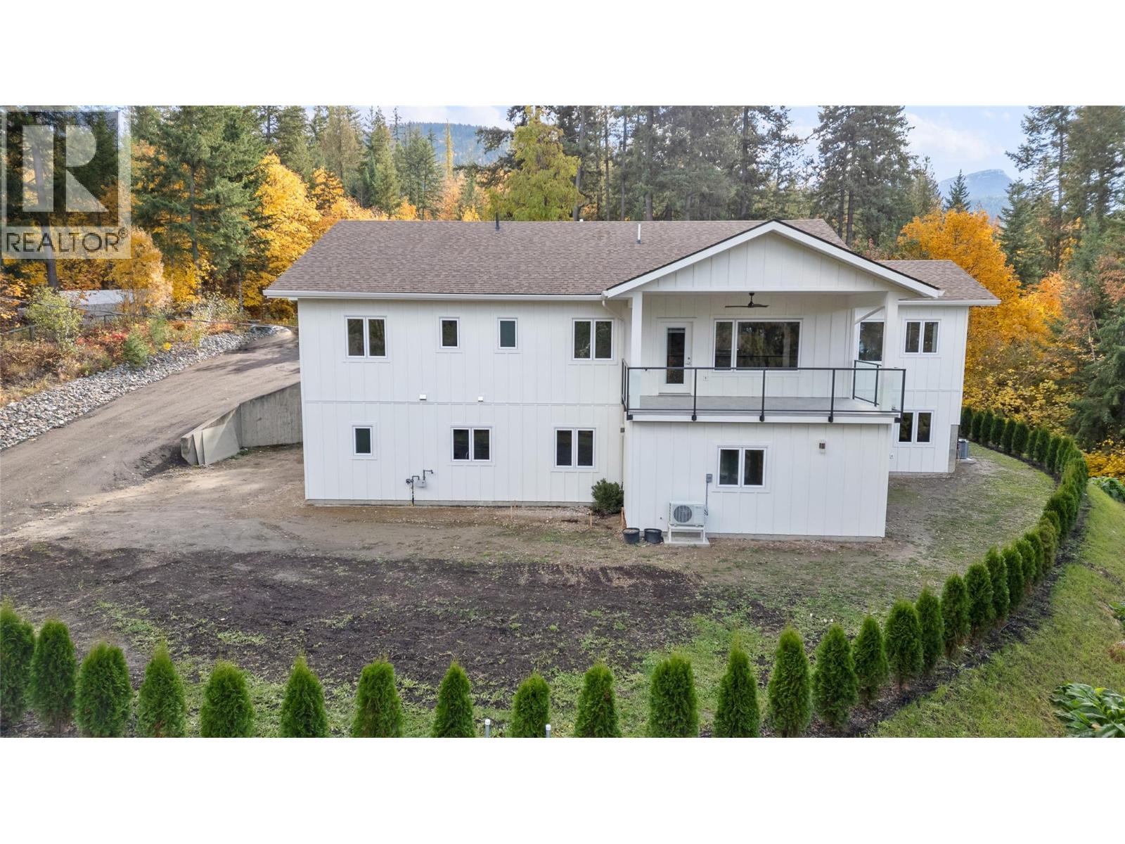633 9 Street SE, Salmon Arm