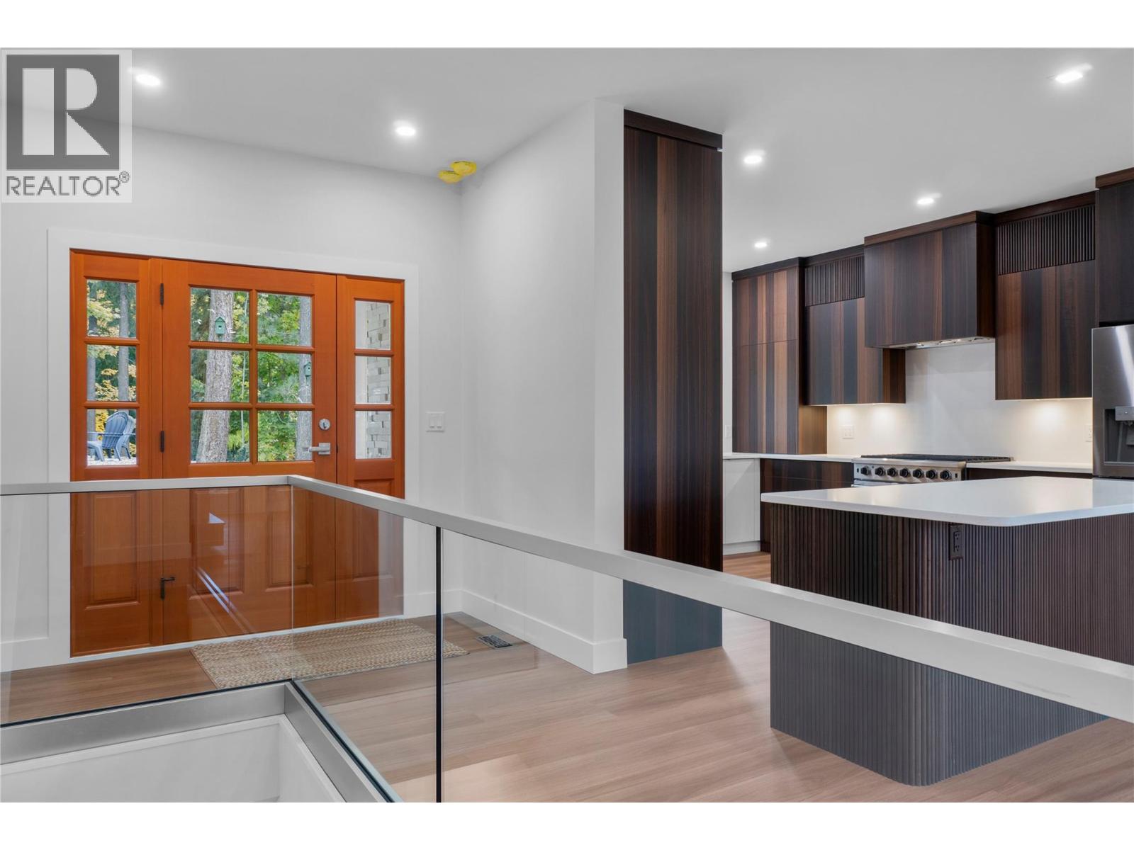 633 9 Street SE, Salmon Arm