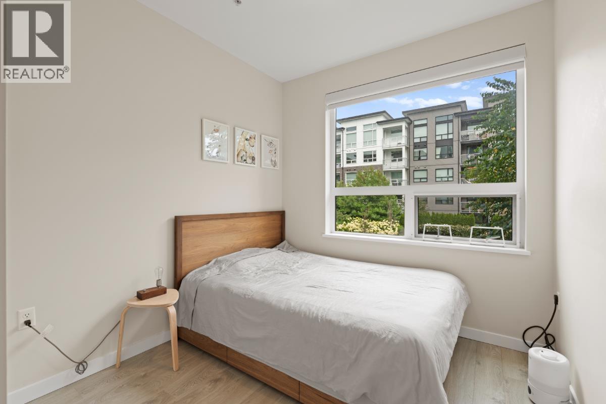 9213 ODLIN Road, Richmond