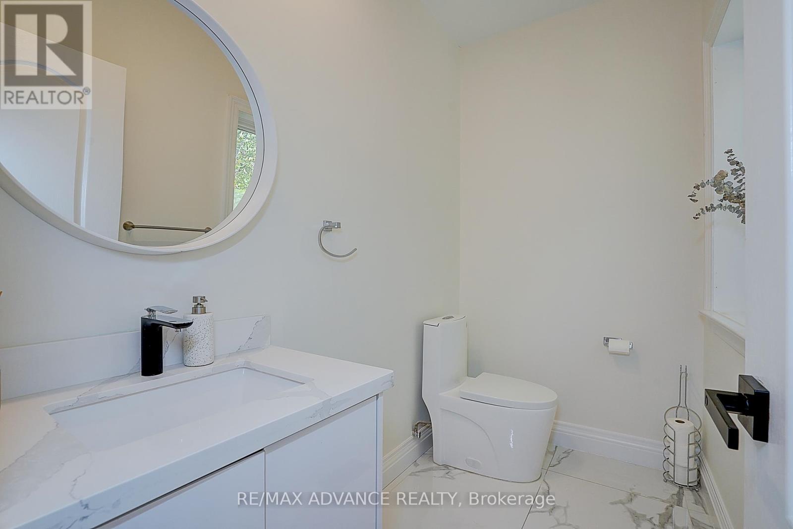 32 BROOKFIELD ROAD - 22