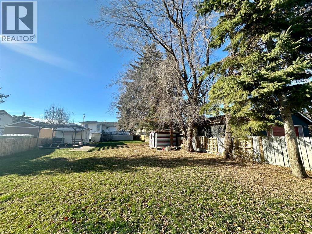 9111 100 St, Lac La Biche