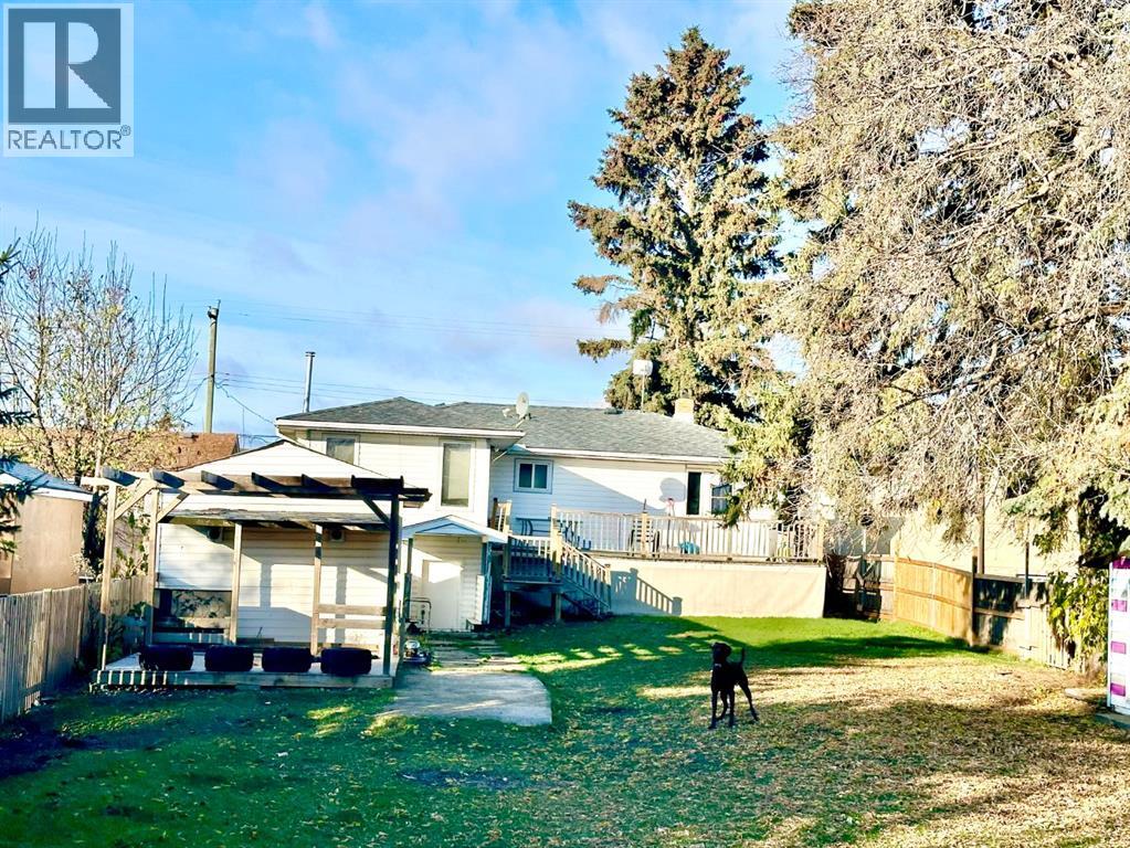 9111 100 St, Lac La Biche