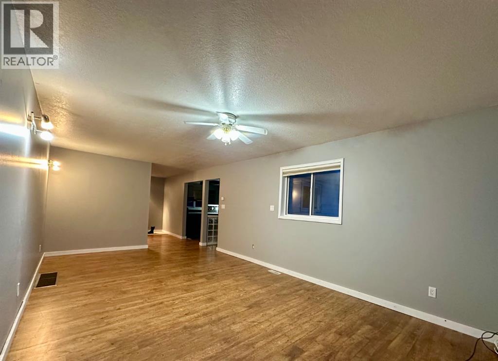 9111 100 St, Lac La Biche