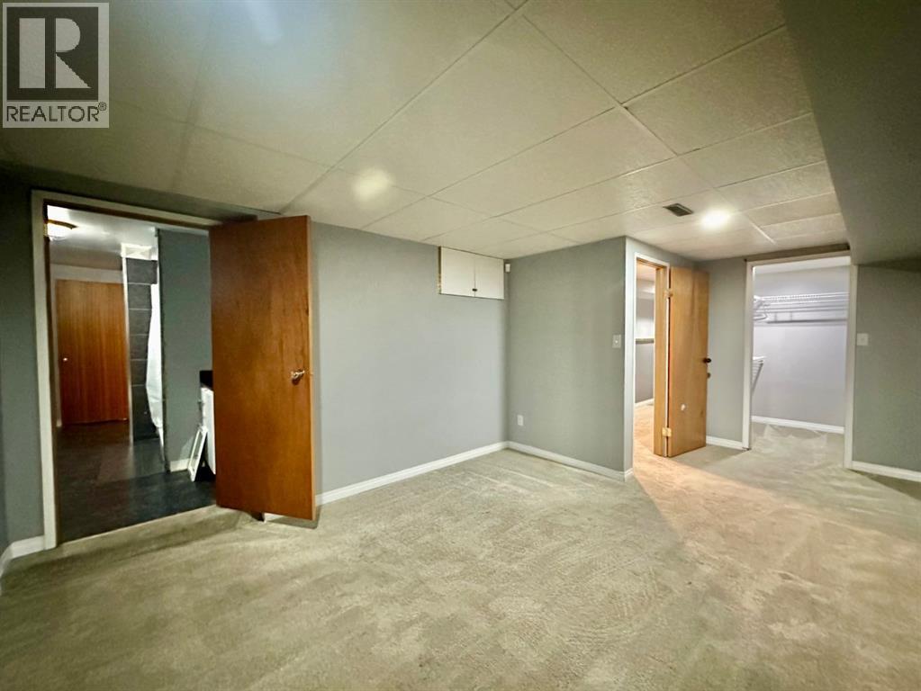 9111 100 St, Lac La Biche