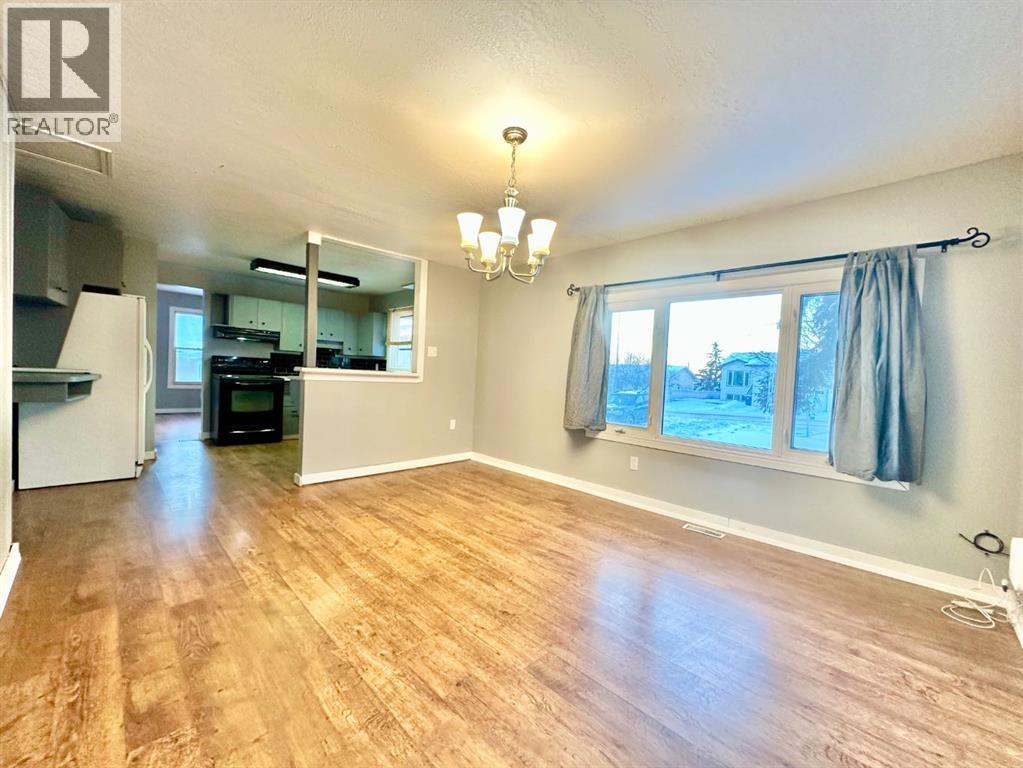 9111 100 St, Lac La Biche