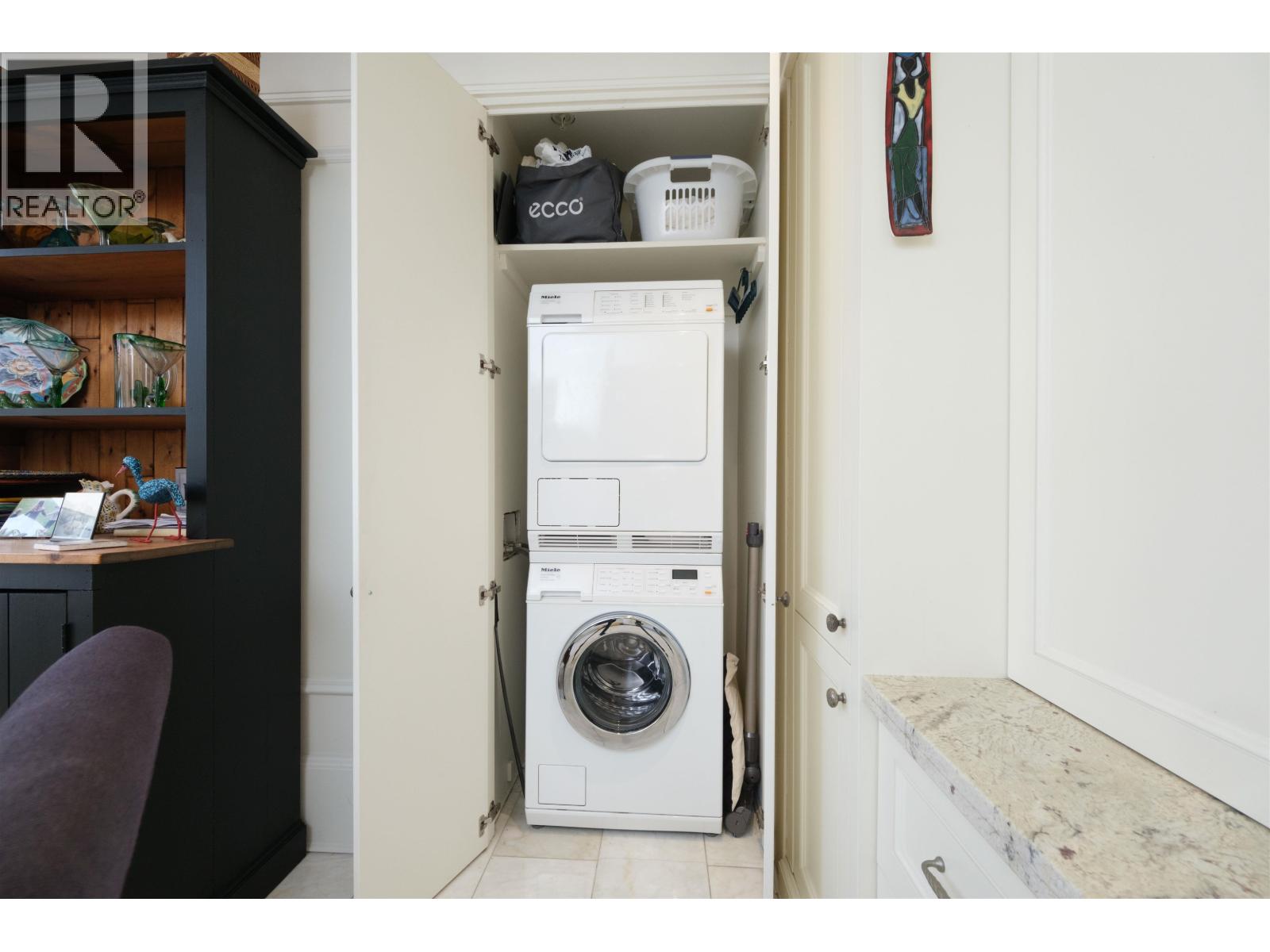 50 1386 NICOLA STREET, Vancouver