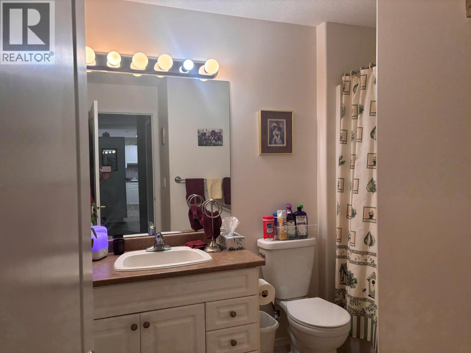 2169 Flamingo Road Unit# 304, Kamloops