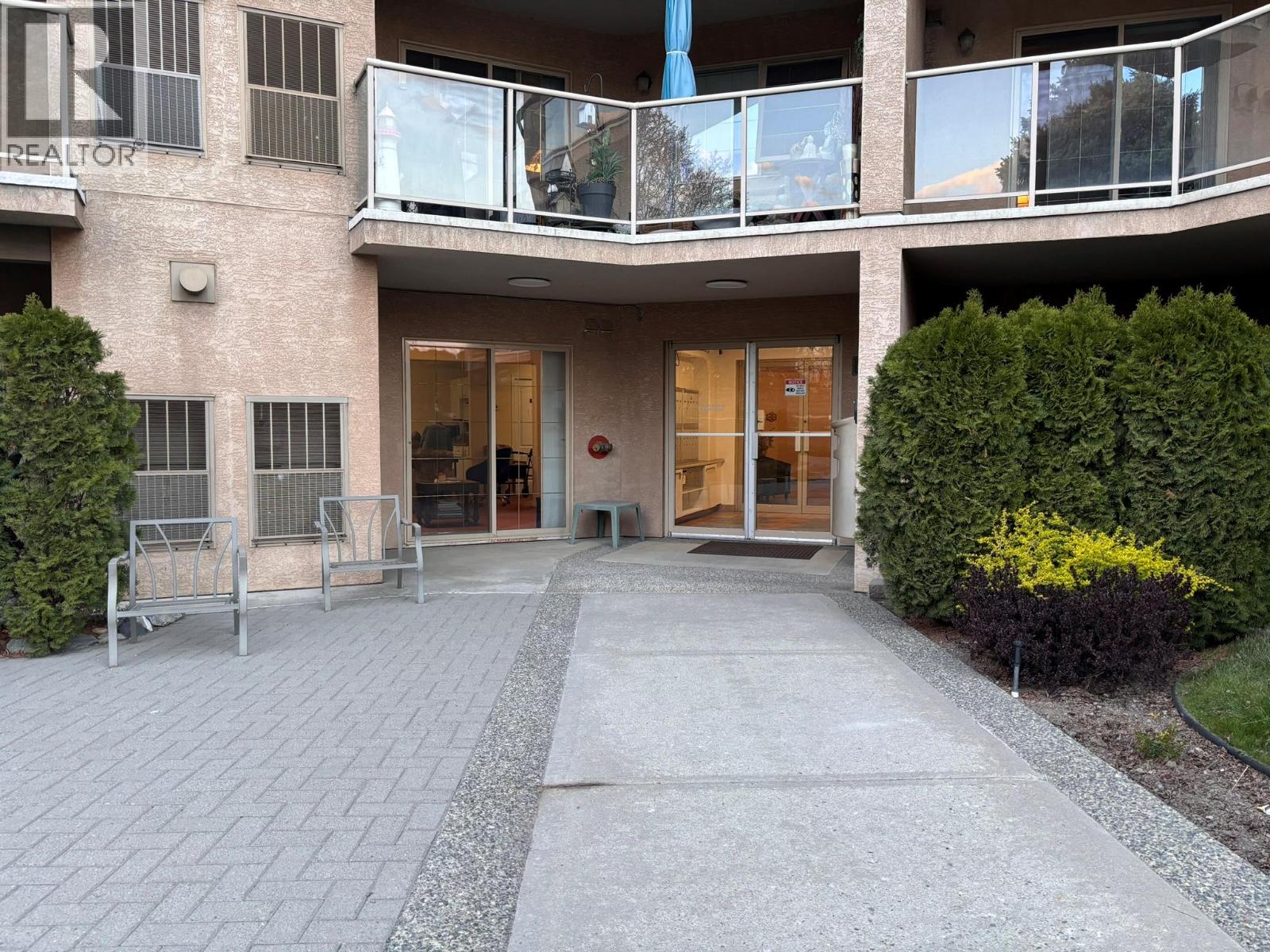 2169 Flamingo Road Unit# 304, Kamloops