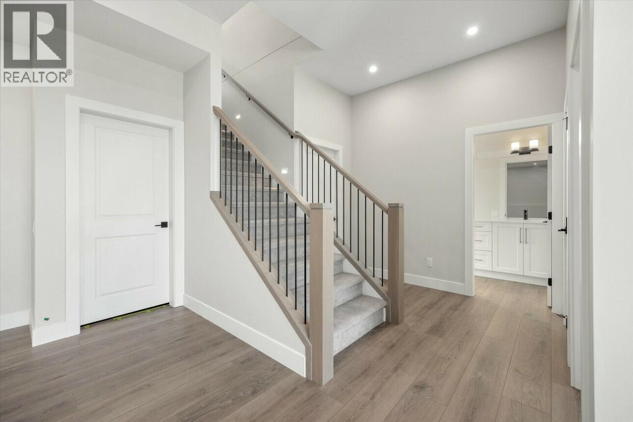  203 Whistler Place, Vernon